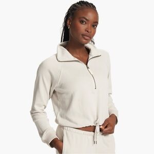 Vuori Women's Cream Quarter-Zip Sweatshirt